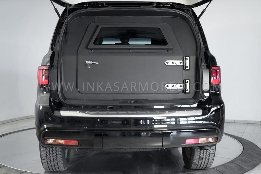 Багажник Infiniti QX80 5.6 Armored by Inkas 2020 года  (фото 5 из 11)